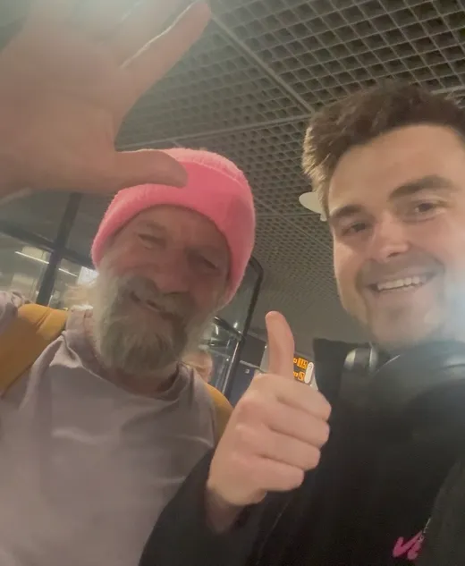 To fra teamet i lufthavnen